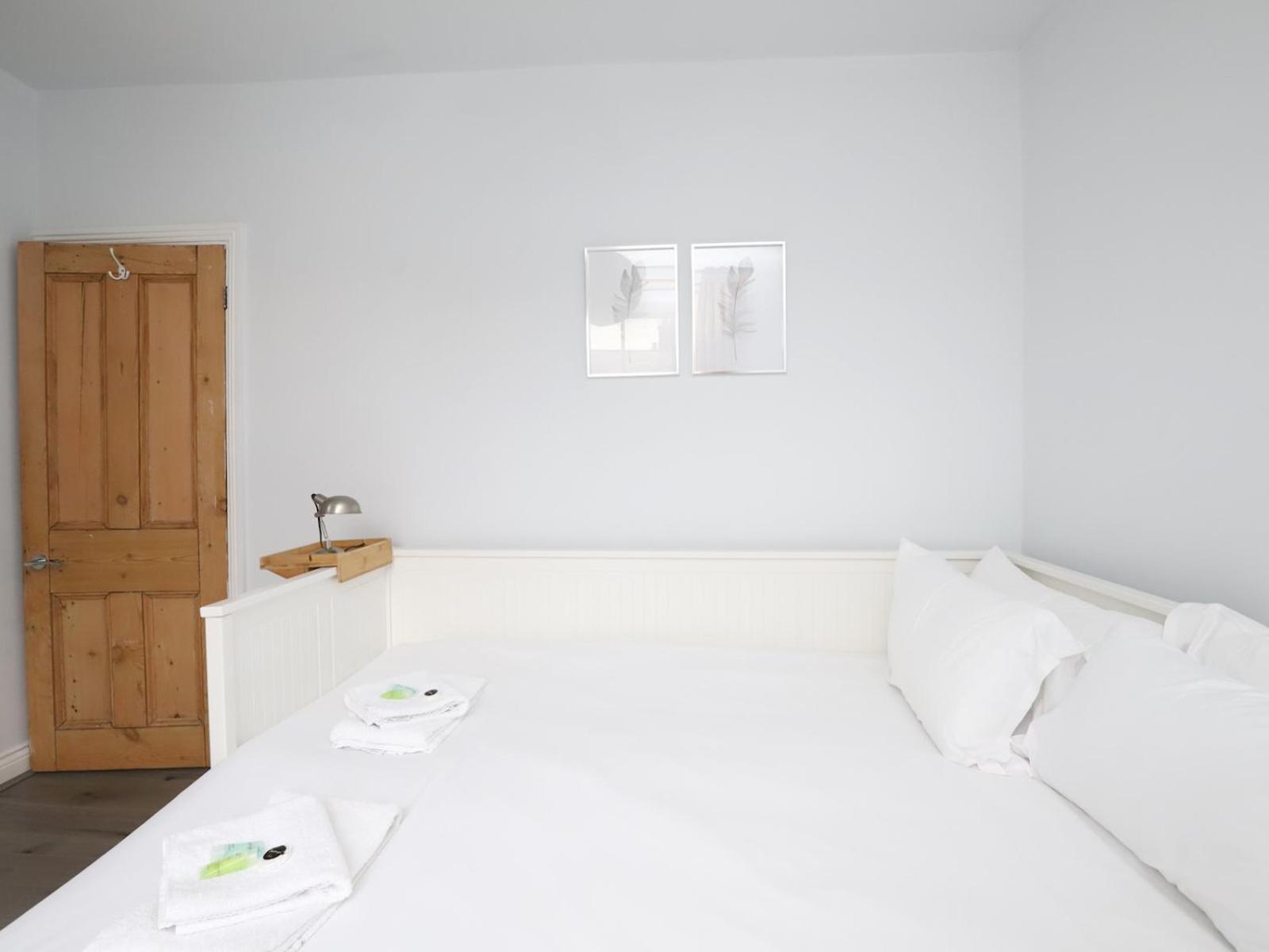 Sunny Victorian 2Br Townhouse Oxford Pass The Keys Villa Eksteriør bilde